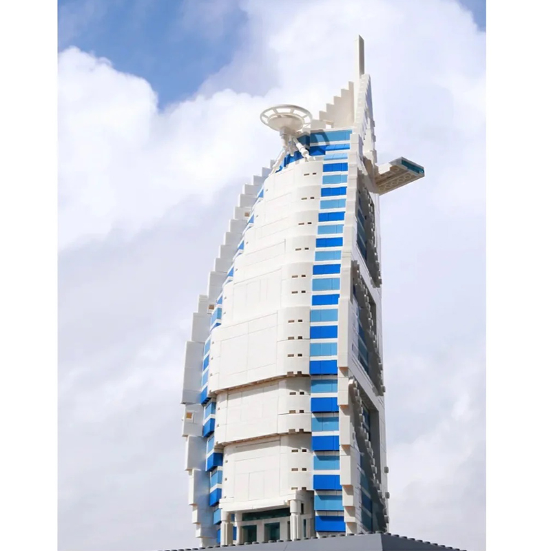 Kids Toys Dubai - Model Hotel Burjal Arab, Dubai, UEA,